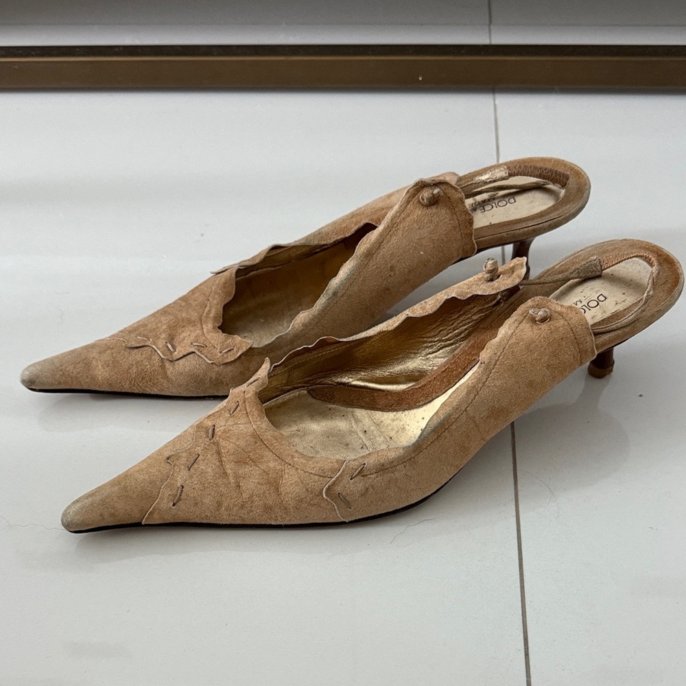 Rare vintage Dolce & Gabbana Tan Heels